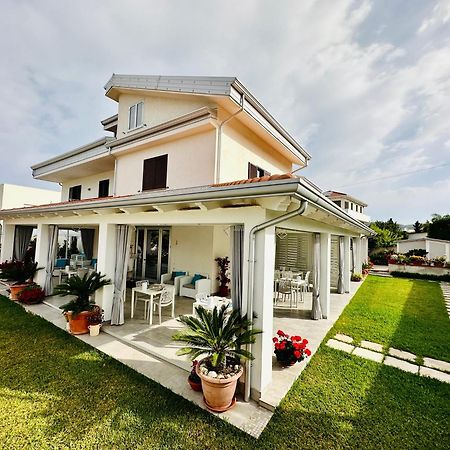 Invilla Bed&Breakfast - Quality Rooms Санта Мария ди Кастелабате Екстериор снимка