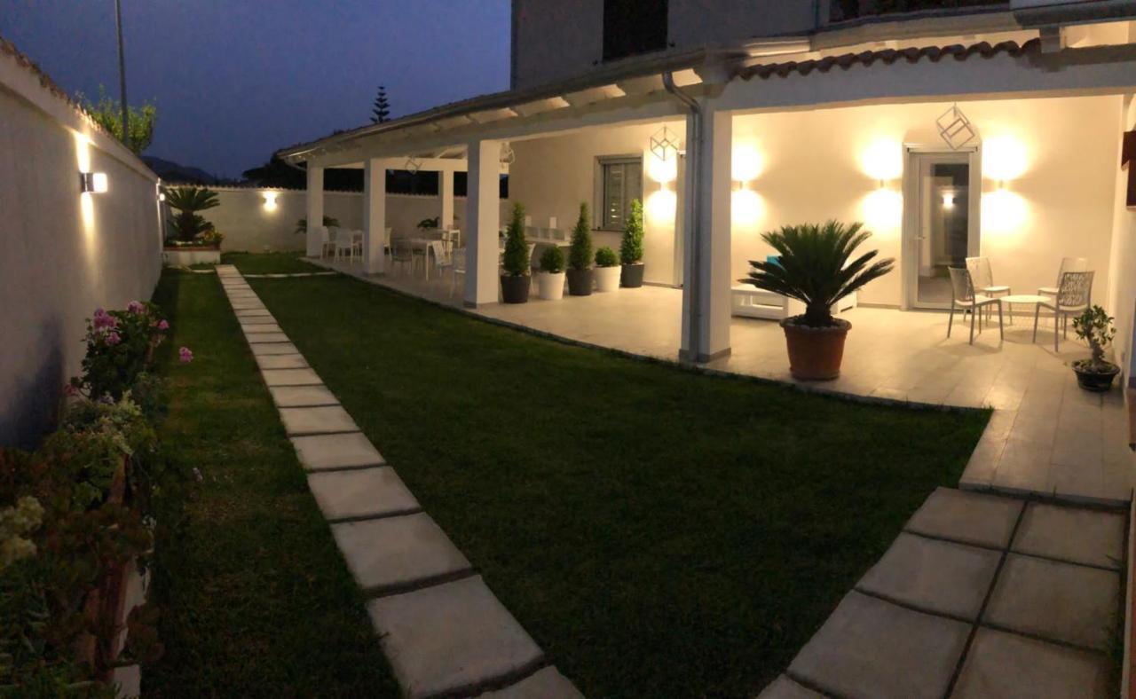 Invilla Bed&Breakfast - Quality Rooms Санта Мария ди Кастелабате Екстериор снимка