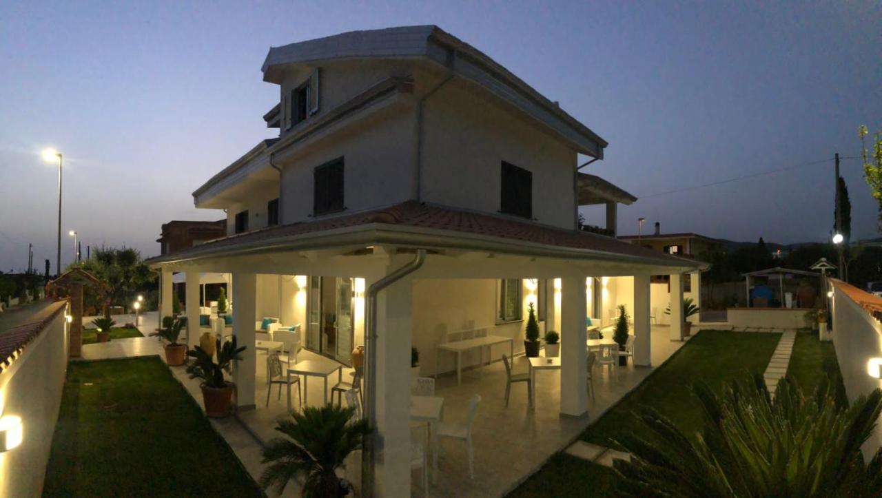 Invilla Bed&Breakfast - Quality Rooms Санта Мария ди Кастелабате Екстериор снимка